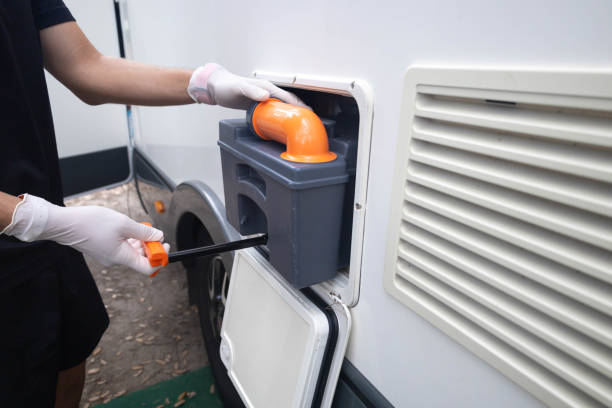 Portable Toilet Options We Offer in Darlington, WI